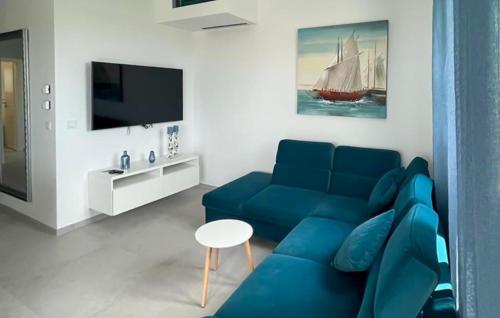 Gorgeous Apartment In Bibinje