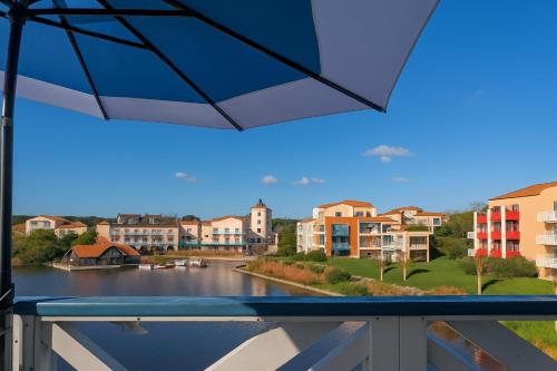 appartement port bourgenay - 5 personnes - vue sur le lac