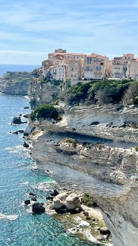 Superbe Appartement port de Bonifacio