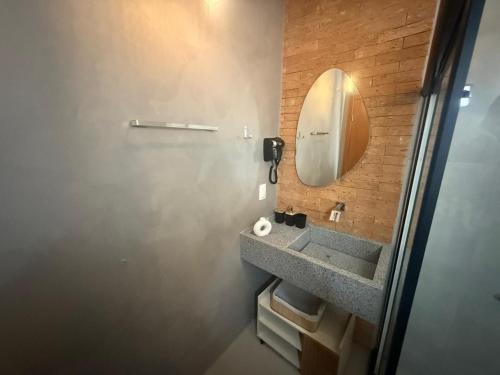 Ένα μπάνιο στο Casa com piscina no Reserva do Toque em Milagres