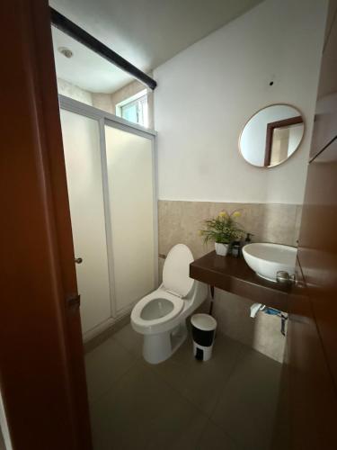 Et badeværelse på Departamento Flor de Loto