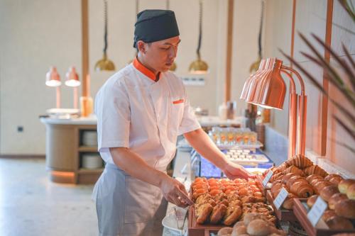 Mad på resortet eller i nærheden