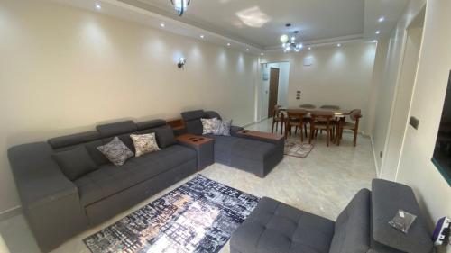 Comfy & Luxurious Apartment in Gardenia City East Cairo