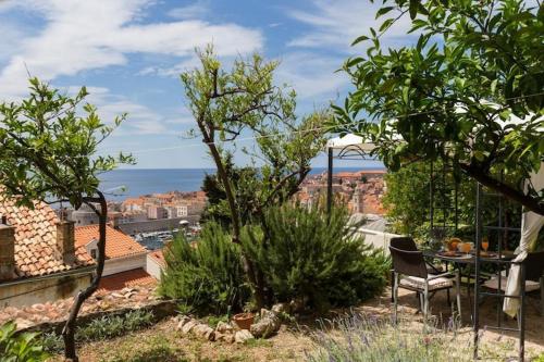 Apartment Purple Rain - Studio Apt with Terrace & Sea View