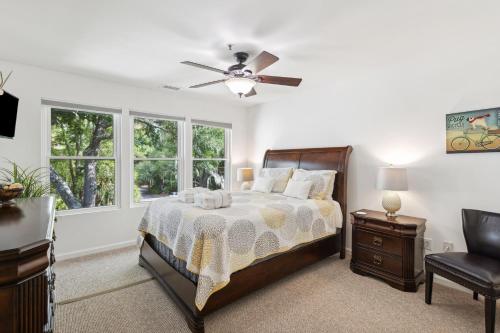 7102 Treetops Villa photo 25