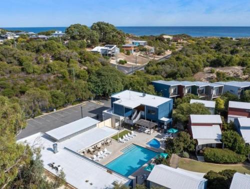 Bazén v ubytování Serentiy & Sea at Footprints Resort nebo v jeho okolí