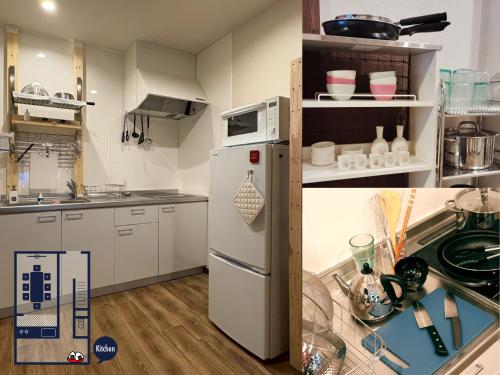 eine Küche mit Kühlschrank und Mikrowelle in der Unterkunft 亀のや in Tokio