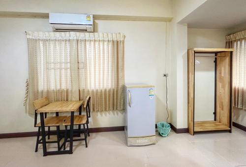 Η κουζίνα ή μικρή κουζίνα στο Fang villa mansion