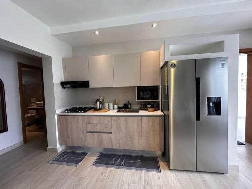 Nhà bếp/bếp nhỏ tại Garden Breeze Ghibli-Pool View