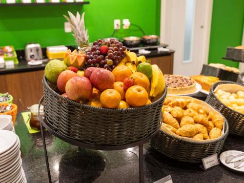 Mad på hotellet eller i nærheden