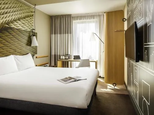 ibis London Canning Town photo 3