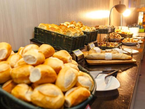 Jídlo v hotelu nebo okolí