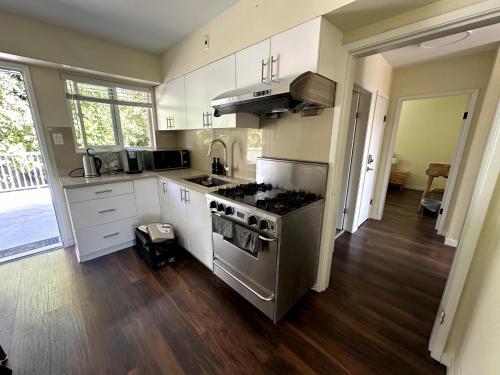 Η κουζίνα ή μικρή κουζίνα στο The Comfort Den