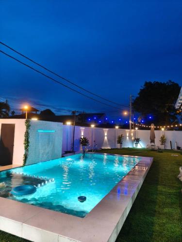 Calm Stay Cottage Private pool Homestay Dungun