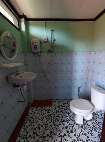 Ένα μπάνιο στο Veranda guesthouse and Bungalows