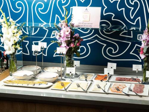 Jídlo v hotelu nebo okolí