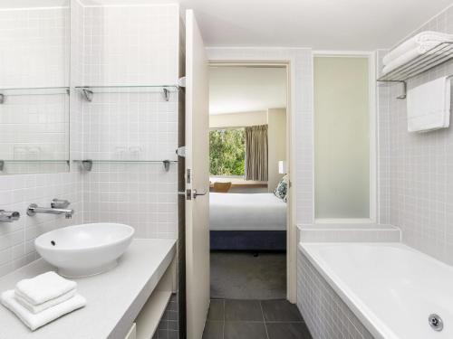 Koupelna v ubytování Mantra Lorne