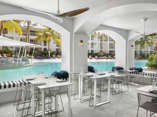 ペッパーズ　ビーチ　クラブの敷地内または近くにあるプール