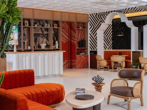 Χώρος καθιστικού στο TRIBE Phuket Patong by Accor
