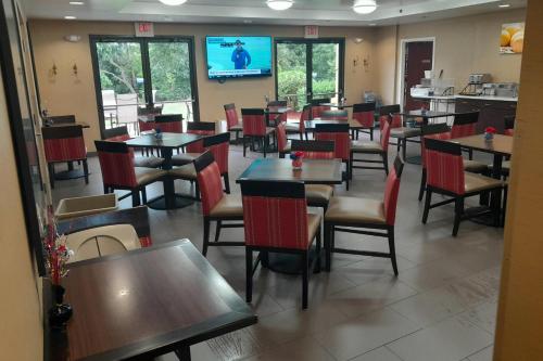 Restaurace v ubytování Comfort Inn Duncansville - Altoona