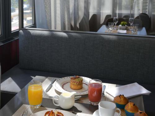 Jídlo v hotelu nebo okolí