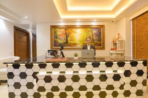 Ο χώρος του λόμπι ή της ρεσεψιόν στο FabHotel Elvilla
