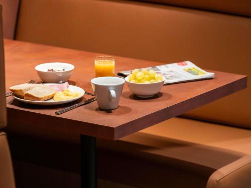 Jídlo v hotelu nebo okolí