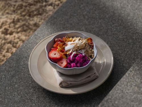 Comida en o cerca de este resort