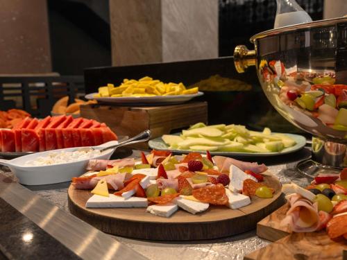 Mad på hotellet eller i nærheden