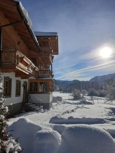 Afbeelding uit fotogalerij van Haus Hirschpoint in Faistenau