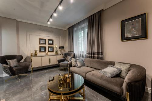 Exclusive Luxury Central Apartment
