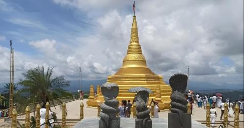 Φωτογραφία από το άλμπουμ του Kandy Cultural Tour Temple of the Sacred Tooth relic & Ultimate Temples σε Kandy