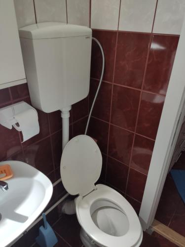 Ένα μπάνιο στο KS Studio 2