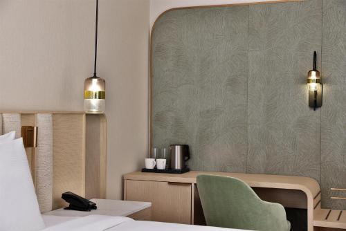 Diyar Ajwa, Tapestry Collection By Hilton