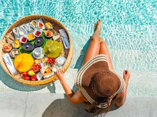 Jídlo v rezortu nebo okolí