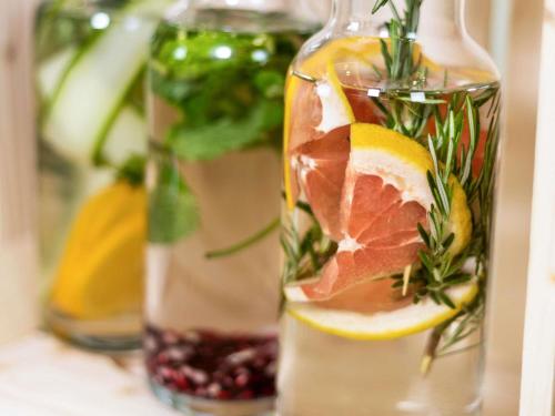 Jídlo v hotelu nebo okolí