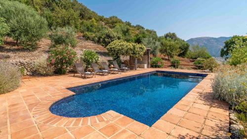 Cozy Paradise El Gastor by Ruralidays