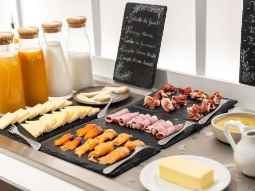 Matur á eða í nágrenni hótelsins