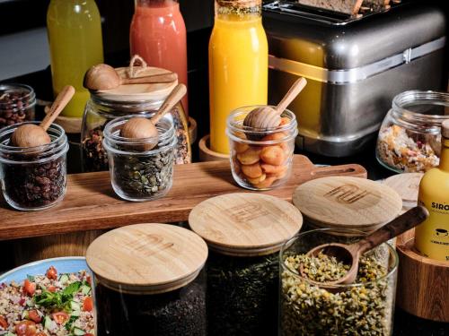 Jídlo v hotelu nebo okolí