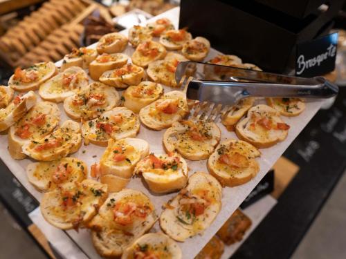 Jídlo v hotelu nebo okolí