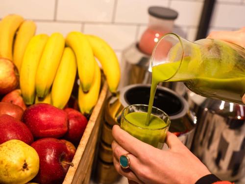 Jídlo v hotelu nebo okolí