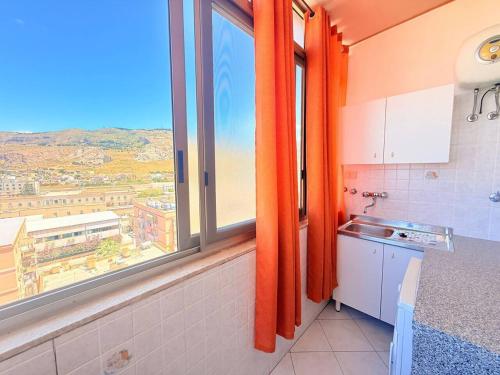 Kuchyň nebo kuchyňský kout v ubytování Appartamento Pace