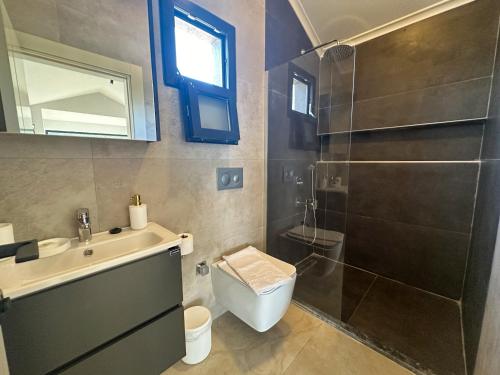 Koupelna v ubytování Nokta VIP D Villa