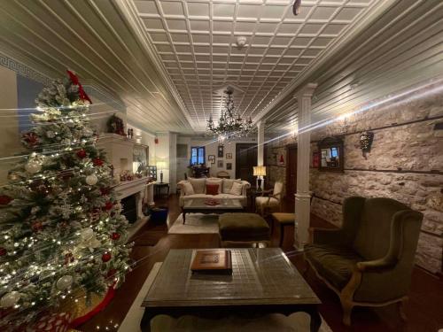 Χώρος καθιστικού στο Αρχοντικό Ελληνοπύργου