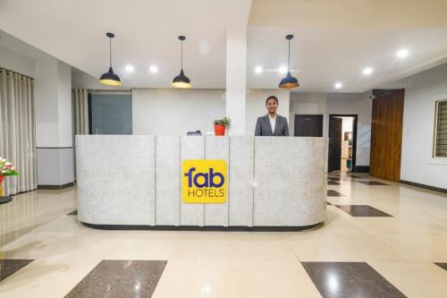 El lobby o recepción de FabHotel The Krishnayan - Kolar road