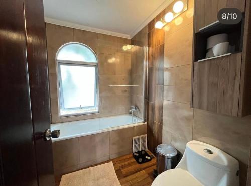 Phòng tắm tại Lujosa, central y espaciosa