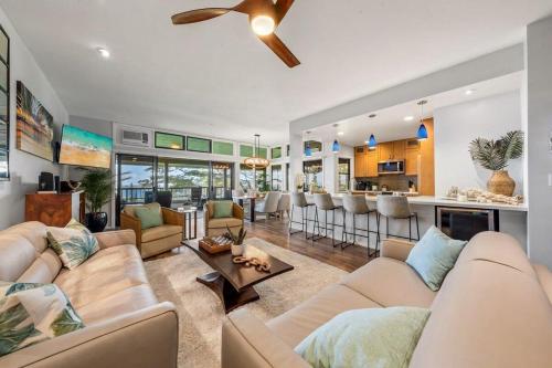 Afbeelding uit fotogalerij van Kapalua Ridge Villas 1723 · KRV 1723 Luxury Ocean View + Free Lu in Kahana