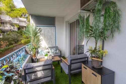 Modern apartment close to Cannes city center