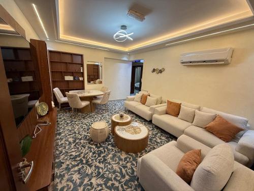 Luxury 2BR apartment near Muscat Mall