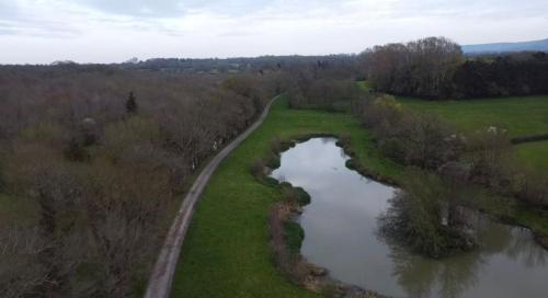 Loodusmaastik puhkemaja lähedal